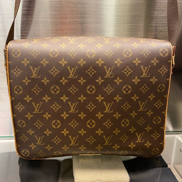 Louis Vuitton Other - Louis Vuitton Monogram Messenger bag